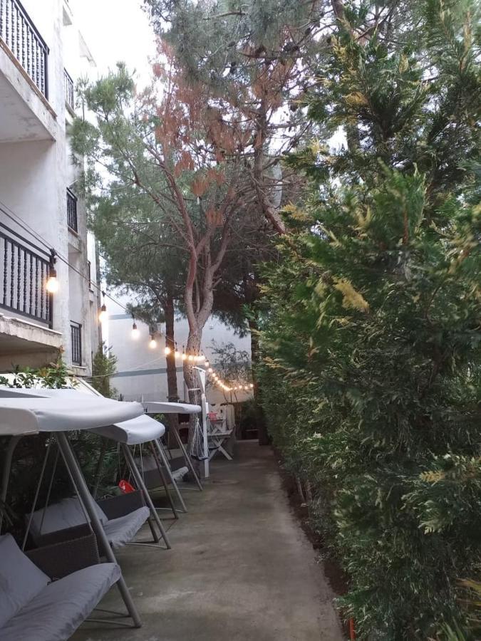 Flat Ergli Velipojë