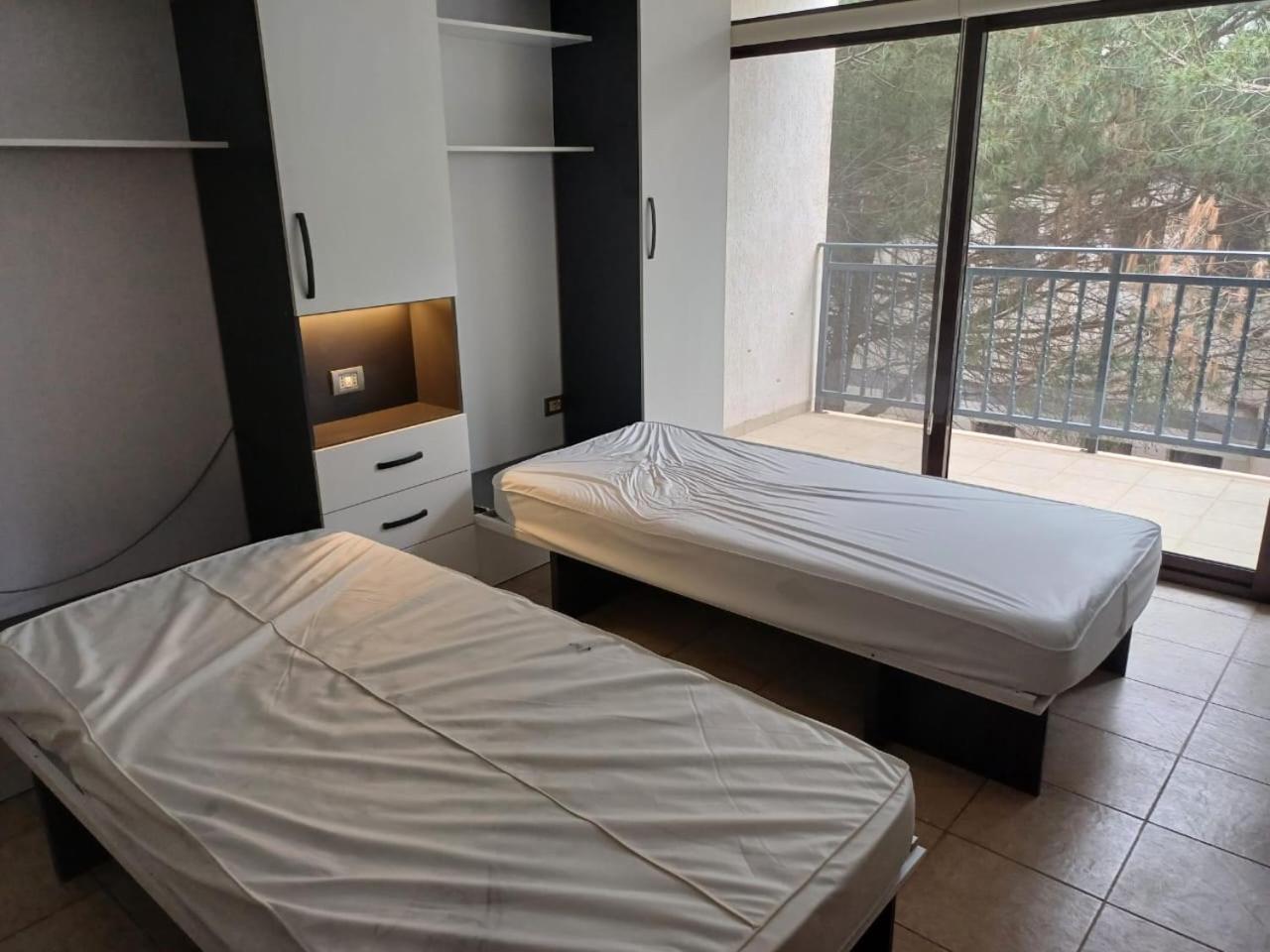 Flat Ergli * Velipojë