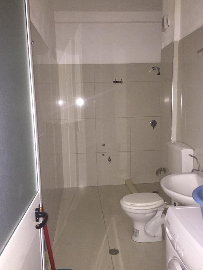 Flat Ergli Velipojë